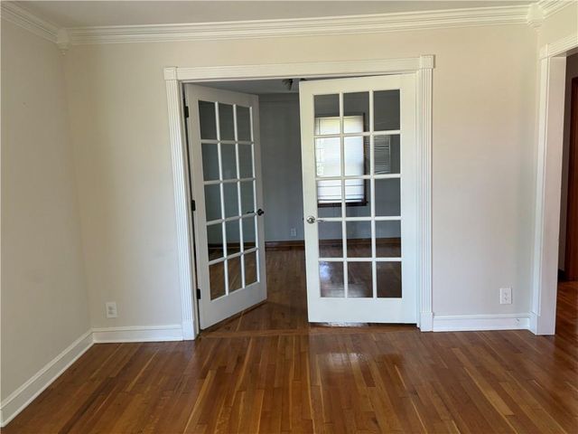 2405 E Mechanic Street, Harrisonville, MO 64701