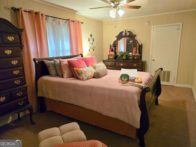 409 W Sultana Drive, Fitzgerald, GA 31750