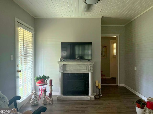 409 W Sultana Drive, Fitzgerald, GA 31750