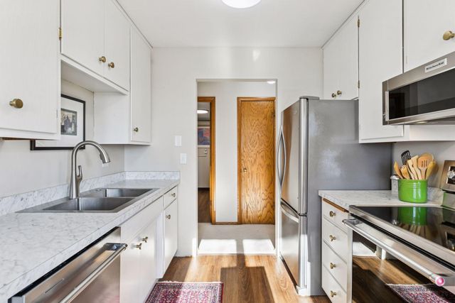 100 Imperial Drive W 404, West Saint Paul, MN 55118