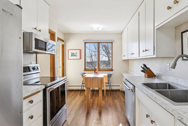 100 Imperial Drive W 404, West Saint Paul, MN 55118