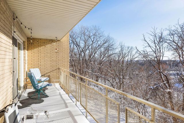 100 Imperial Drive W 404, West Saint Paul, MN 55118