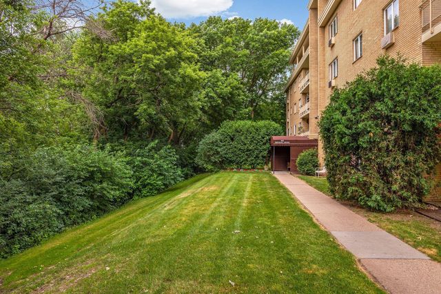 100 Imperial Drive W 404, West Saint Paul, MN 55118