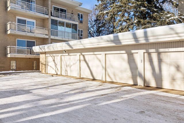 100 Imperial Drive W 404, West Saint Paul, MN 55118