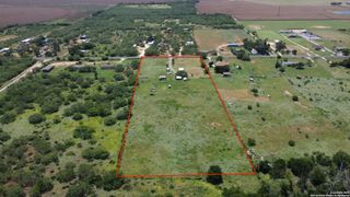 14526 WISDOM RD, Atascosa, TX 78002