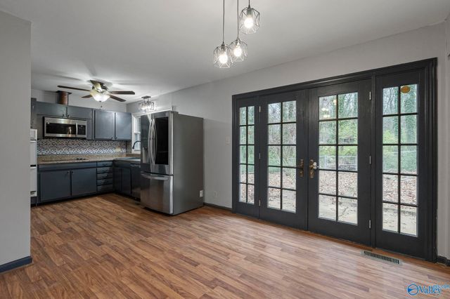 9527 Hemlock Drive SE, Huntsville, AL 35803