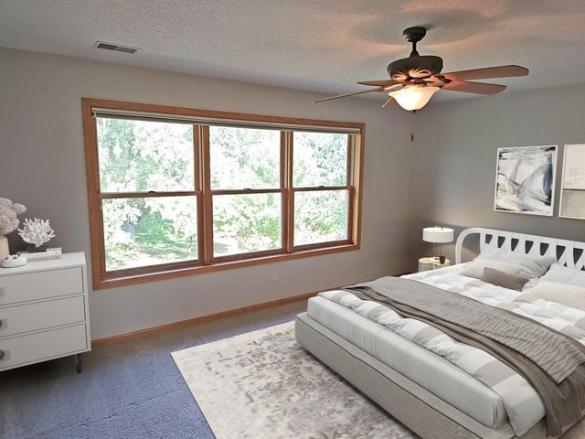 2661 116th Avenue NE, Blaine, MN 55449