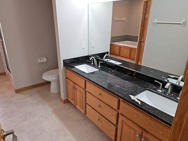 2661 116th Avenue NE, Blaine, MN 55449