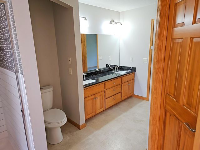 2661 116th Avenue NE, Blaine, MN 55449