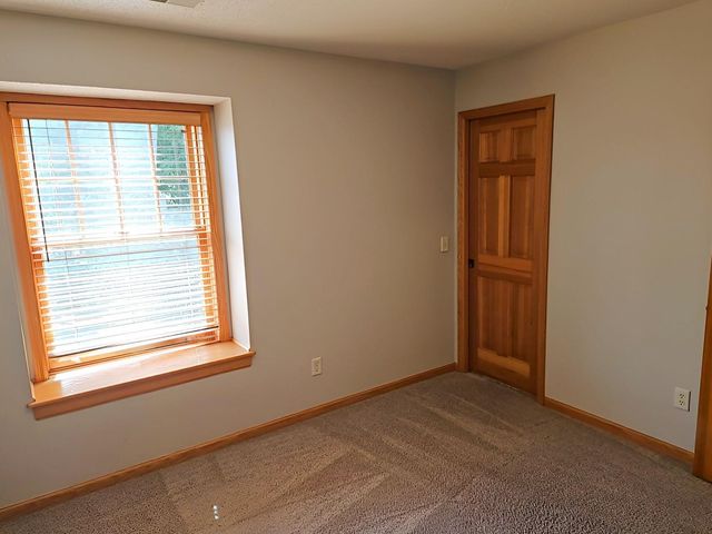 2661 116th Avenue NE, Blaine, MN 55449
