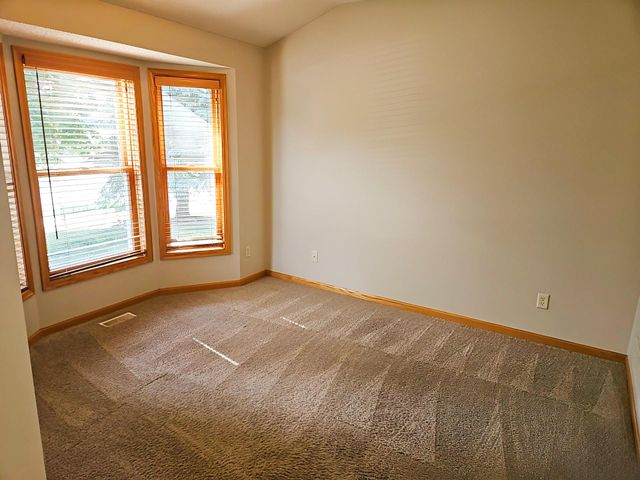 2661 116th Avenue NE, Blaine, MN 55449