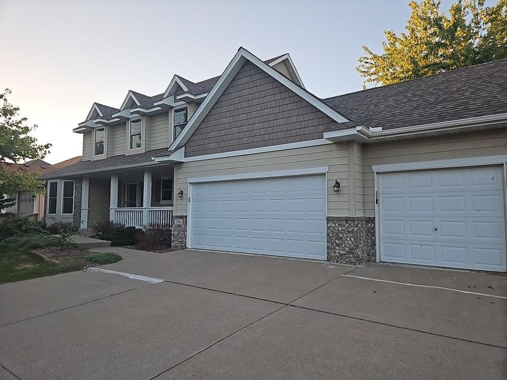 2661 116th Avenue NE, Blaine, MN 55449 — photo 3