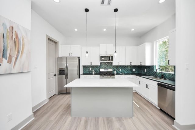 5319 Kindred Garden Lane, Houston, TX 77091