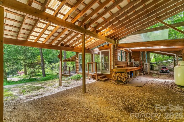 586 Liberty Church Road, Marion, NC 28752
