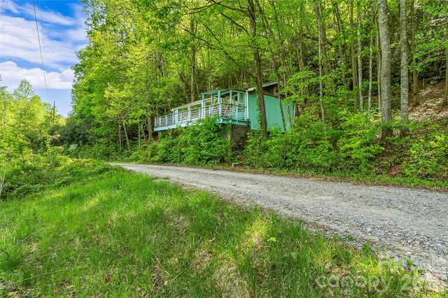 586 Liberty Church Road, Marion, NC 28752