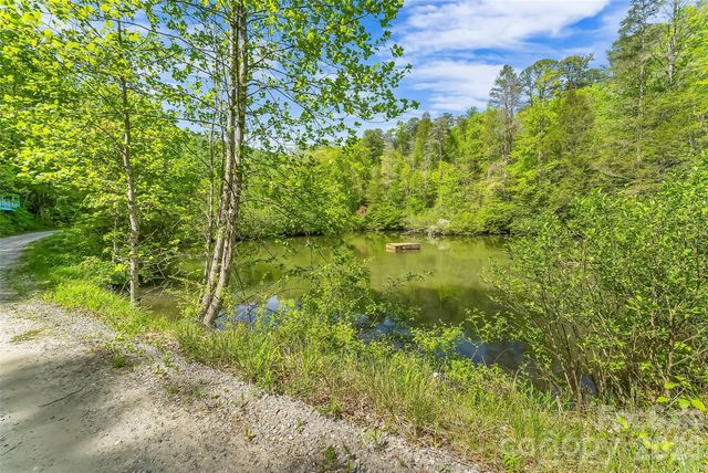 586 Liberty Church Road, Marion, NC 28752
