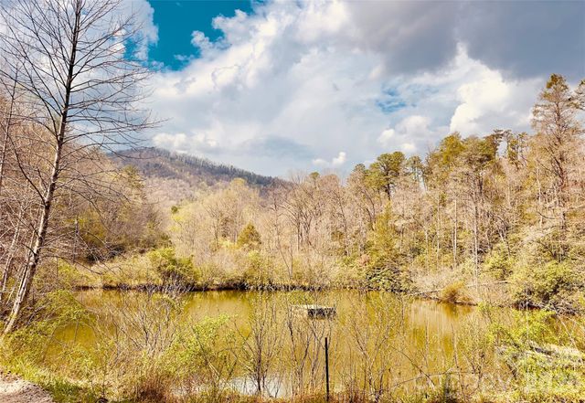 586 Liberty Church Road, Marion, NC 28752