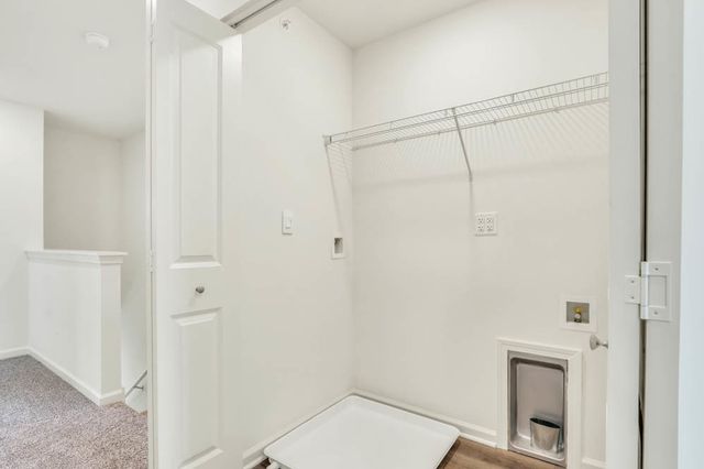 575 yosemite Way, Mundelein, IL 60060