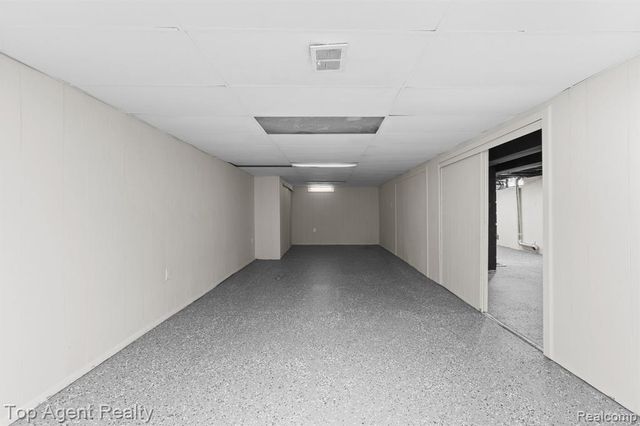 28012 Gladstone Street, Macomb, MI 48081