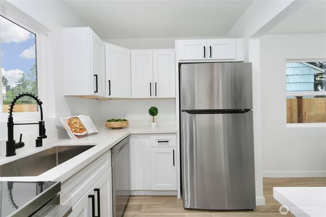 8706 Durango Street SW, Lakewood, WA 98499