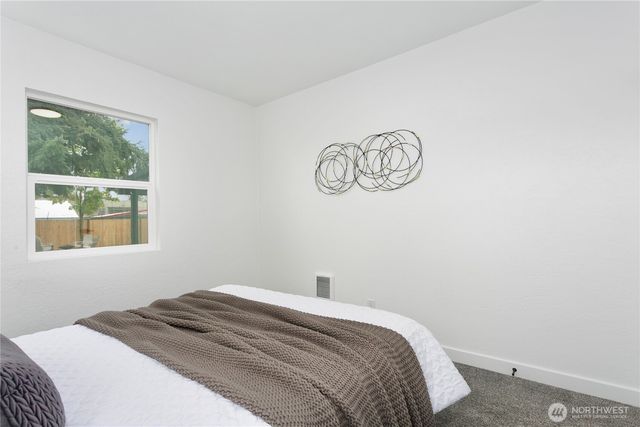 8706 Durango Street SW, Lakewood, WA 98499
