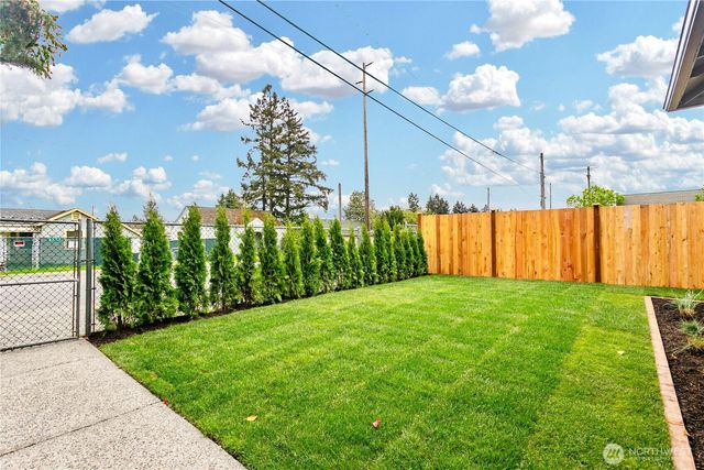 8706 Durango Street SW, Lakewood, WA 98499