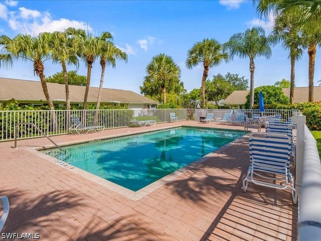 10188 Regent CIR 2802, Naples, FL 34109