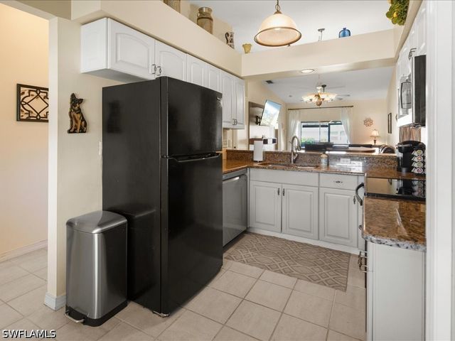 10188 Regent CIR 2802, Naples, FL 34109