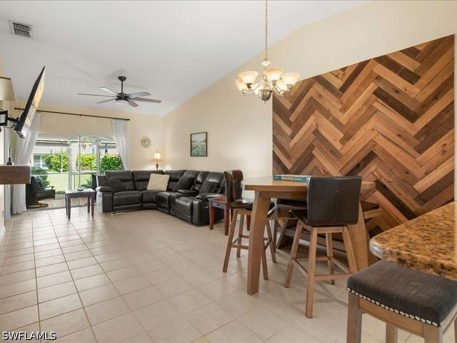 10188 Regent CIR 2802, Naples, FL 34109