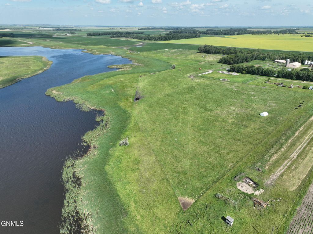 679 38th Avenue NE, Bowdon, ND 58418 photo 10