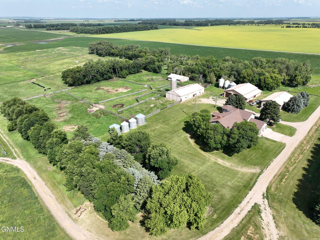 679 38th Avenue NE, Bowdon, ND 58418 photo 11