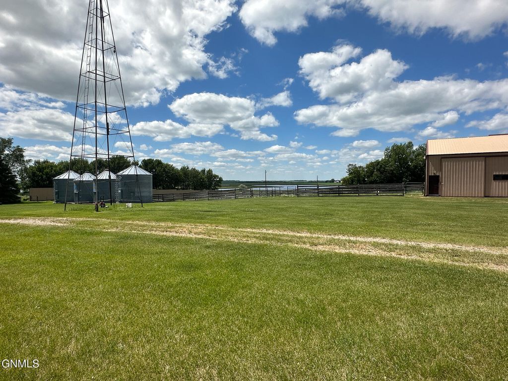 679 38th Avenue NE, Bowdon, ND 58418 photo 52