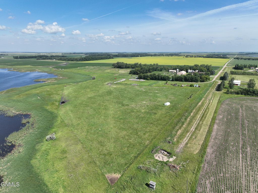 679 38th Avenue NE, Bowdon, ND 58418 photo 9