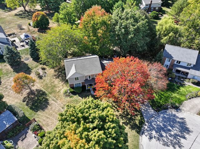 221 Kerry Court, Carmel, IN 46032