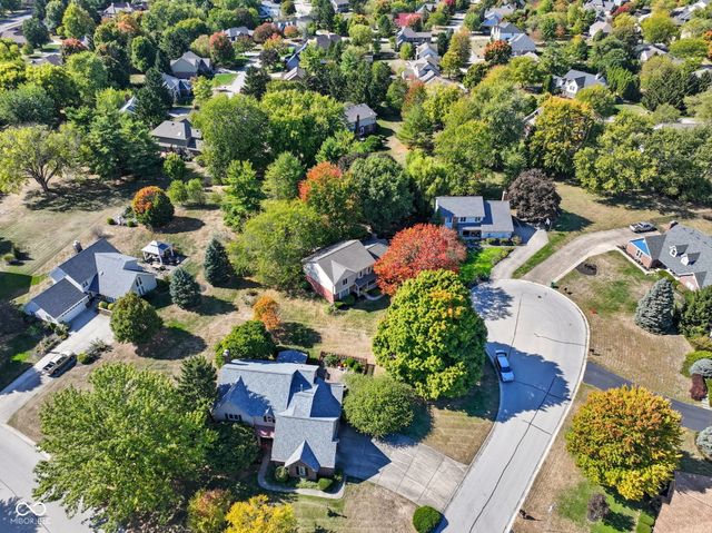 221 Kerry Court, Carmel, IN 46032