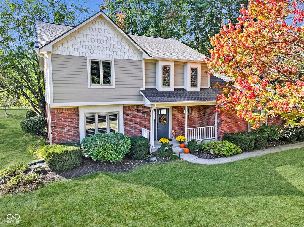 221 Kerry Court, Carmel, IN 46032