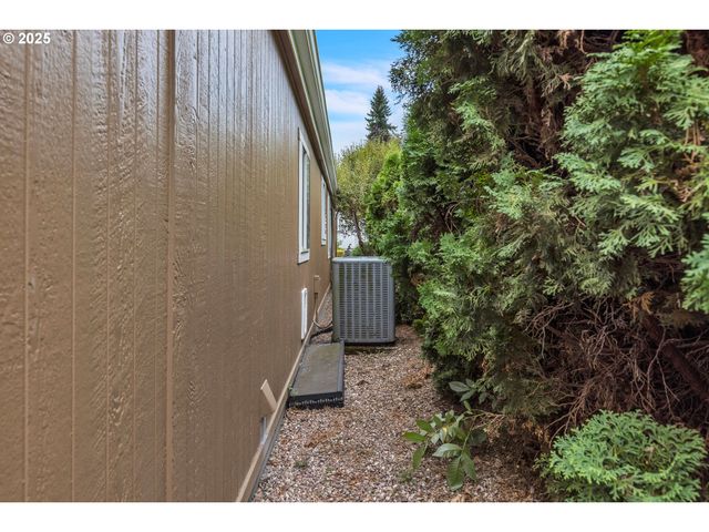 5701 Ne ST JOHNS Rd 4, Vancouver, WA 98661