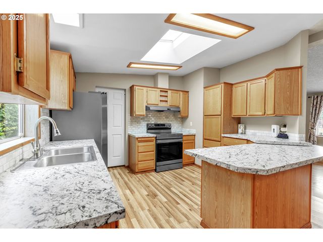 5701 Ne ST JOHNS Rd 4, Vancouver, WA 98661