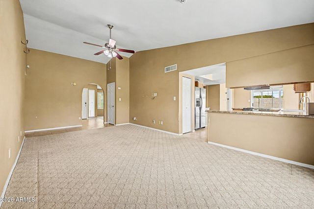 1048 W NIDO Avenue, Mesa, AZ 85210
