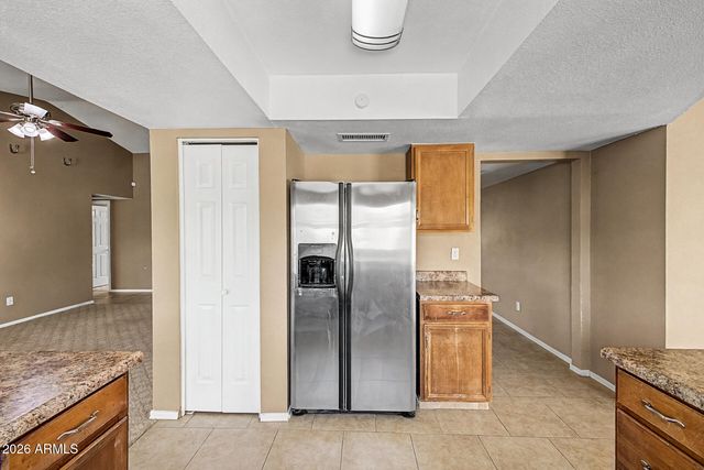 1048 W NIDO Avenue, Mesa, AZ 85210