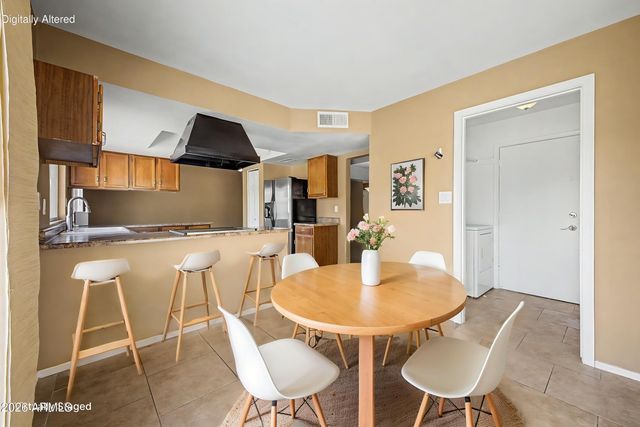1048 W NIDO Avenue, Mesa, AZ 85210