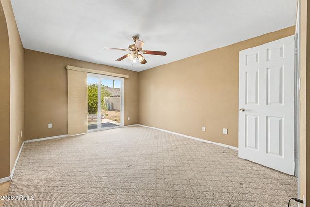 1048 W NIDO Avenue, Mesa, AZ 85210