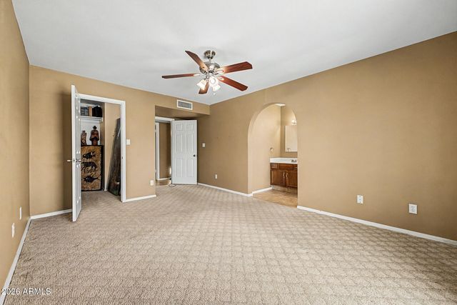 1048 W NIDO Avenue, Mesa, AZ 85210