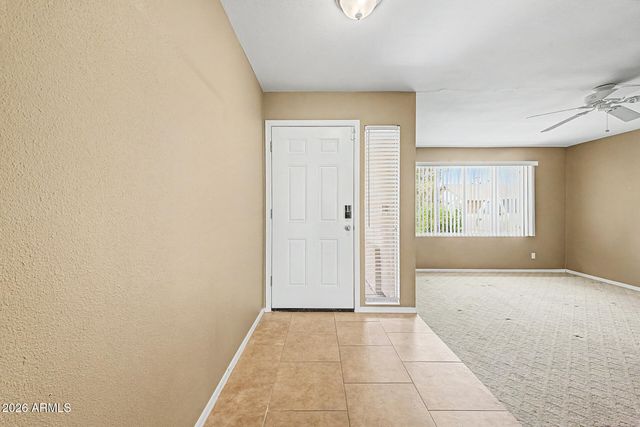 1048 W NIDO Avenue, Mesa, AZ 85210