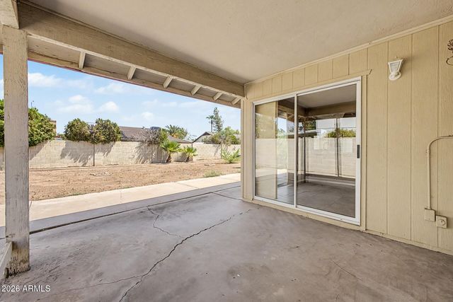 1048 W NIDO Avenue, Mesa, AZ 85210