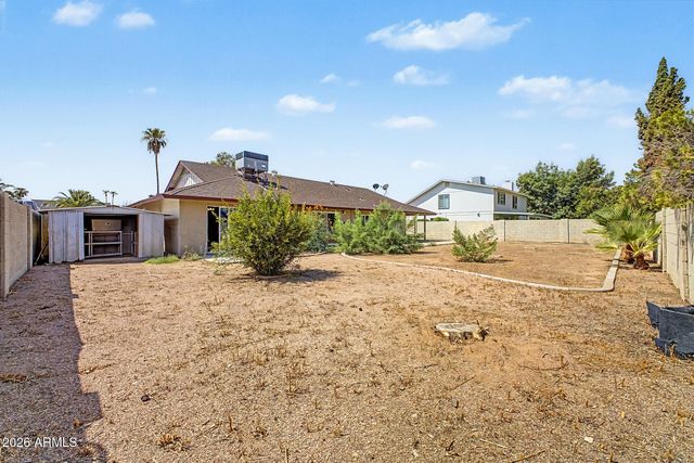 1048 W NIDO Avenue, Mesa, AZ 85210