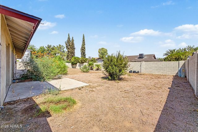 1048 W NIDO Avenue, Mesa, AZ 85210