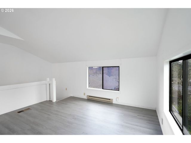 3070 TROTH Ct Se, Salem, OR 97302