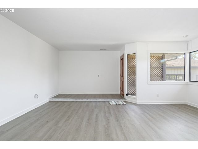 3070 TROTH Ct Se, Salem, OR 97302