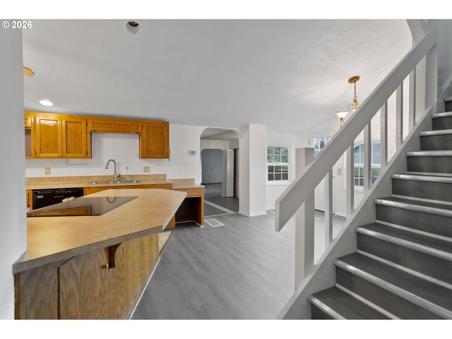 3070 TROTH Ct Se, Salem, OR 97302